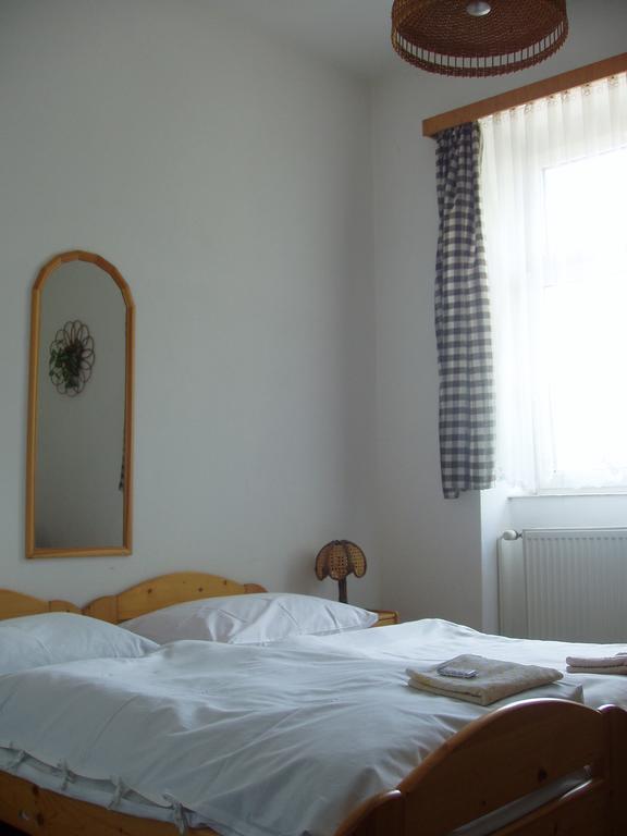 Hotel Filippi Zdirec nad Doubravkou Luaran gambar